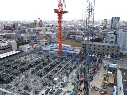 基礎躯体工事が進捗中